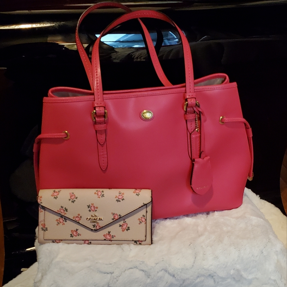 Bright Pink Coach Leather Bag And Wallet Set - Picture 1 of 16